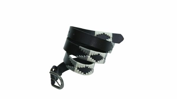 Cinturón de piel con diseños