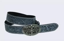 Cinturón de piel grabada